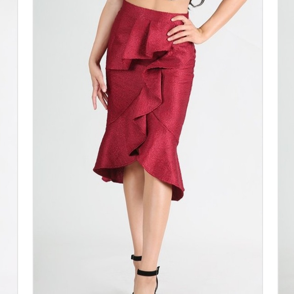 💋Nikibiki l Jaquard Ruffle Skirt - Picture 3 of 4